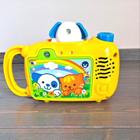 V-tech Snap & Surprise Singing, Talking, Flashing Lights Camera - Picture 3 of 6